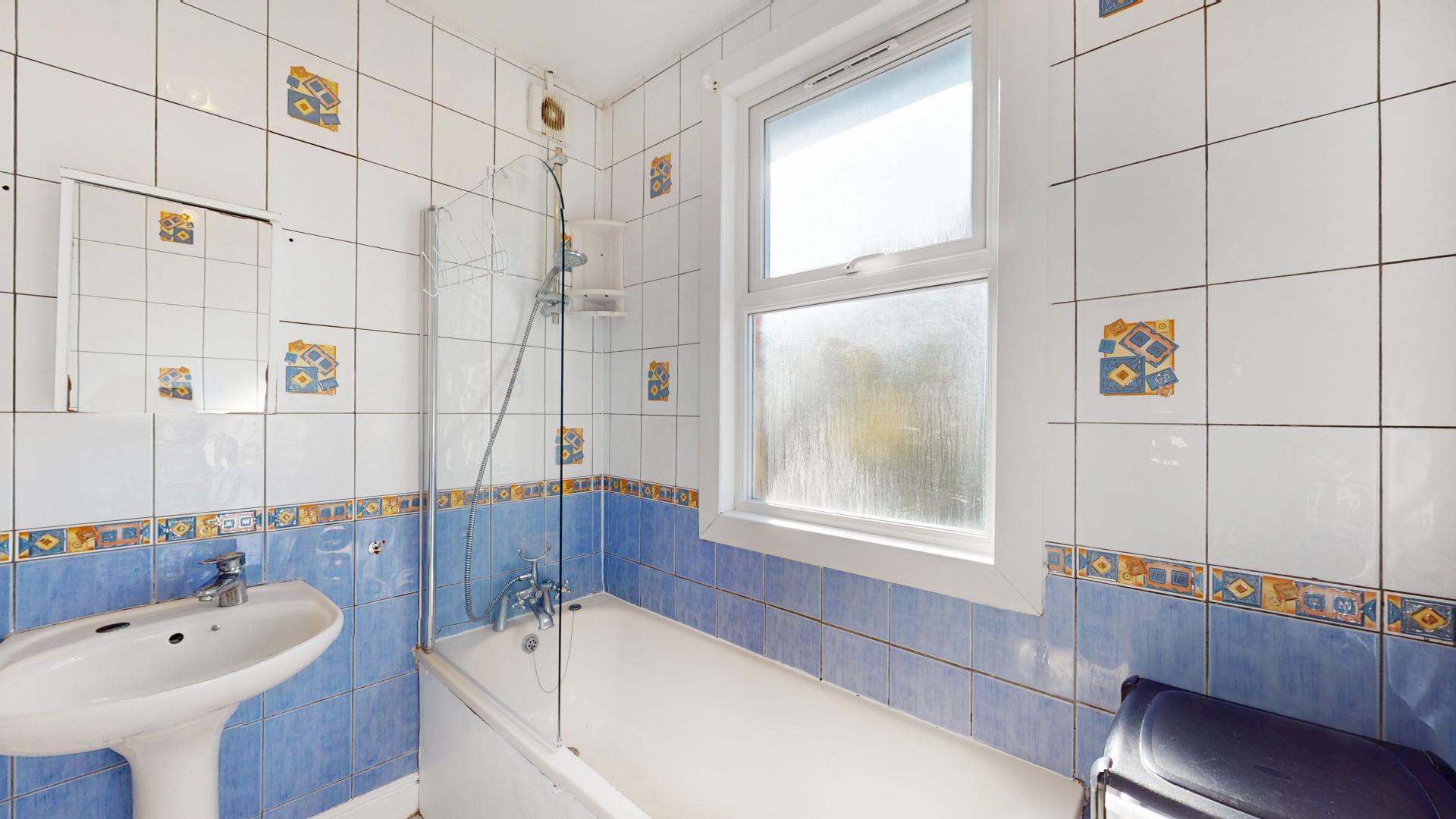 Stunning Sharers Apartment Fleetwood Road, Dollis Hill